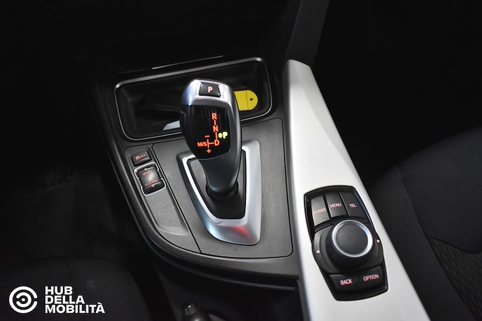 BMW 318d Business aut.